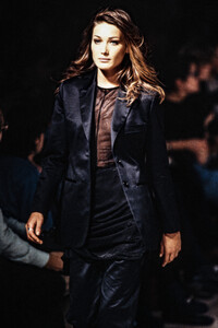 Helmut Lang 1992 Women RTW 57.jpg