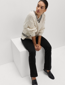 High-Waisted-Crease-Front-Slim-Flare-Jeans (3).png