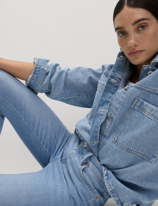 High-Waisted-Slim-Flare-Cropped-Jeans (1).png