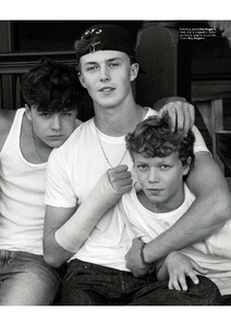 ICON Magazine Italy_15.jpg