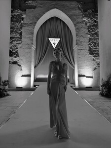 JuliaL - GuessShow'25 - 2025-10-21_1440x1918_03.jpg