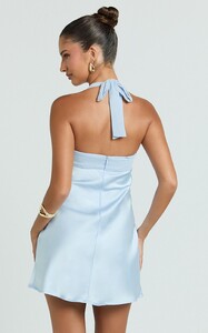 KushiL - Showpo - Flynn_Mini_Dress_-_Satin_Halter_Sweetheart_Neck_Dress_in_Blue_9.jpg