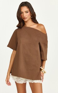 KushiL - Showpo - Ruby_Top_-_Off_Shoulder_Asymmetrical_T-shirt_in_Chocolate_5.jpg