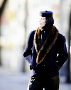 LM-Bill Blass Fall 1985 Ready To Wear Collection Advance (9).jpg