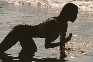 LauraOg - ModManPort - 1709716885.jpg