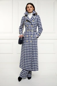 Look327-FullLengthMarlboroughTrenchCoat_LargeScaleInkNavyHoundstooth__5_2024-01-25_AW24_ECOMM69998.webp