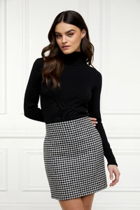 Look_363_-_Chelsea_Skirt_Houndstooth__4___2024-01-26_AW24_ECOMM72209.webp