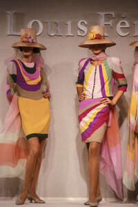 Louis Feraud SS 1990 Haute Couture 52.jpg