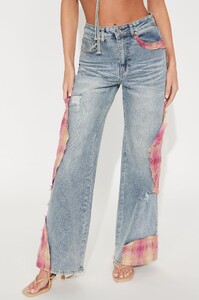 MadisonM - FNova - FreyaLike - 03-05-25_S5_6_FN8745TPSTJC_MediumWash_AE_JW_10-11-31_12107_PXF.jpg