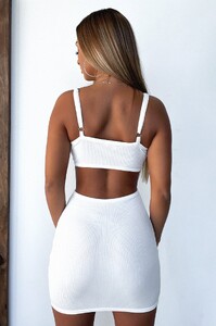 MaylindaE - TSF - island_dress_white_1.jpg