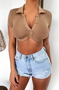 MaylindaE - TSF - razor_Ccrop_brown_4.jpg