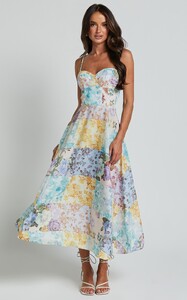 NSole - Showpo - Robertson_Midi_Dress_-_Strappy_Sweetheart_Bustier_Flare_Dress_in_Vintage_Floral__1.jpg