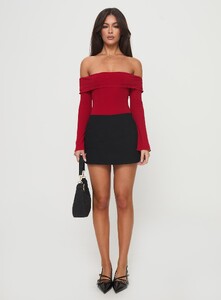OPhillips - PrPolly - Afterglow Off The Shoulder Bodysuit Burgundy-7 - 6-Model-Olivia-Us2.jpg