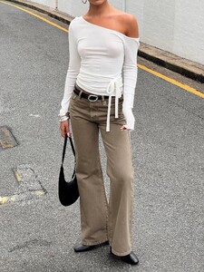 OPhillips - PrPolly - Kastor One Shoulder Long Sleeve Top White-5 - 2-Model-Olivia-Us2.jpg