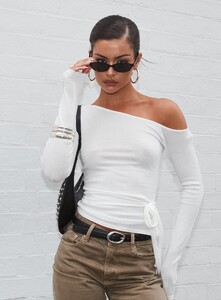 OPhillips - PrPolly - Kastor One Shoulder Long Sleeve Top White-5 - 3-Model-Olivia-Us2.jpg