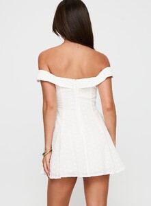OPhillips - PrPolly - Rosebud Broderie Off The Shoulder Mini Dress-10 - 4-Model-Olivia-Us2.jpg
