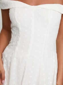 OPhillips - PrPolly - Rosebud Broderie Off The Shoulder Mini Dress-10 - 5-Model-Olivia-Us2.jpg