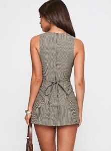 OPhillips - PrPolly - Yumiko Romper Green Stripe-8 - 4-Model-Olivia-Us2.jpg