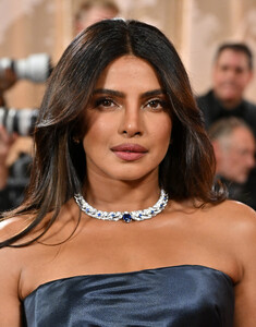 Priyanka_Chopra_Golden_Globes_2026_281629.jpg