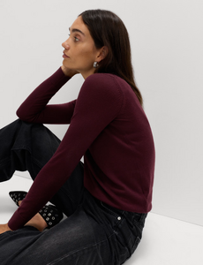 Pure-Merino-Wool-Crew-Neck-Jumper (5).png