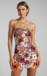 Stas - Showpo - Wren_Strapless_Garden_Flowers_Mini_Dress_in_Burgundy_2.jpg