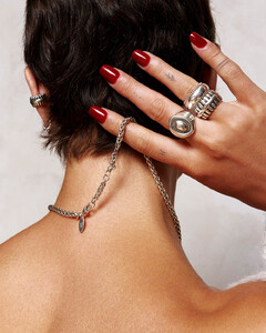 Taylor Marie Hill - Stone Fruit [2025] Ranch Ring 1.jpg