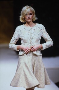 Valentino 1995 Haute Couture 15.jpg
