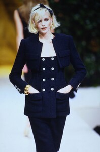 Valentino 1995 Haute Couture 55.jpg