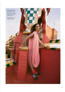 Vogue UK 02-2026 _4.jpg