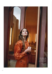 Vogue UK 02-2026 _7.jpg