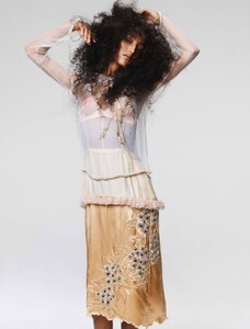 W Magazine China The Fashion Issue 02.2026_16.jpg