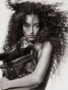 W Magazine China The Fashion Issue 02.2026_8.jpg