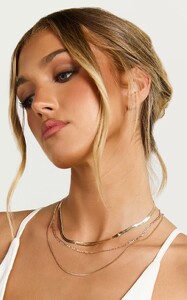 YasminC - Showpo - Belleville_Necklace_Pack_in_Gold__0002.jpg