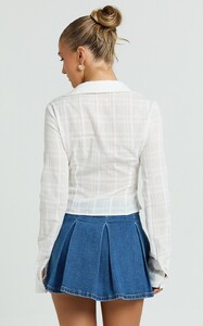 YasminC - Showpo - Dahlia_Top_-_Long_Sleeve_Fitted_Shirt_in_White_8.jpg