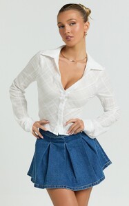 YasminC - Showpo - Dahlia_Top_-_Long_Sleeve_Fitted_Shirt_in_White_9.jpg