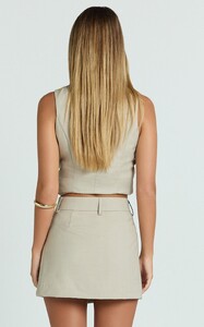 YasminC - Showpo - Desi_Mini_Skirt_-_Tailored_Mid_Waisted_Skirt_in_Oatmeal0007.jpg