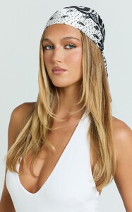 YasminC - Showpo - Emilie_Paisley_Headscarf_in_Black_Pattern_1.jpg