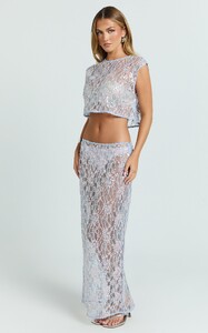 YasminC - Showpo - Gemmalyn_Two_Piece_Top_and_Skirt_Set_-_Lace_Top_And_A_Line_Skirt_in_Pink_4.jpg
