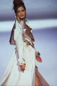 alberta-ferretti-fw-92-11.jpg