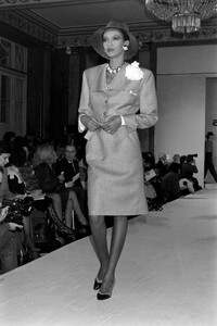 amaaliaV-Andre Laug-s-s1986-FW87  (2).jpg