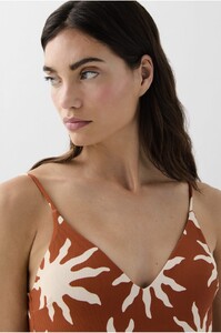 banador-soles (1).jpg