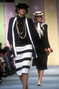 chanel ss 1984 rtw.jpg