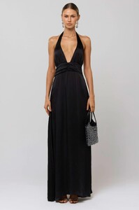 chelsea-dress-in-black-9354548.jpg