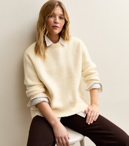 cream-chunky-oversized-jumper.jpg