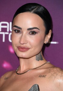 demi3-26.jpg