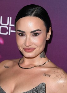 demi3-33.jpg