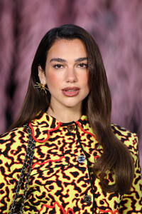dua-lipa-6.jpg