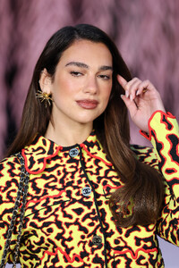 dua-lipa-7.jpg