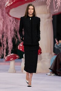 libby-chanel-couture-ss26.jpg