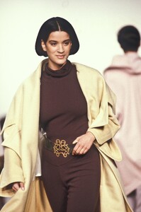 louise merrick ce9043.jpg